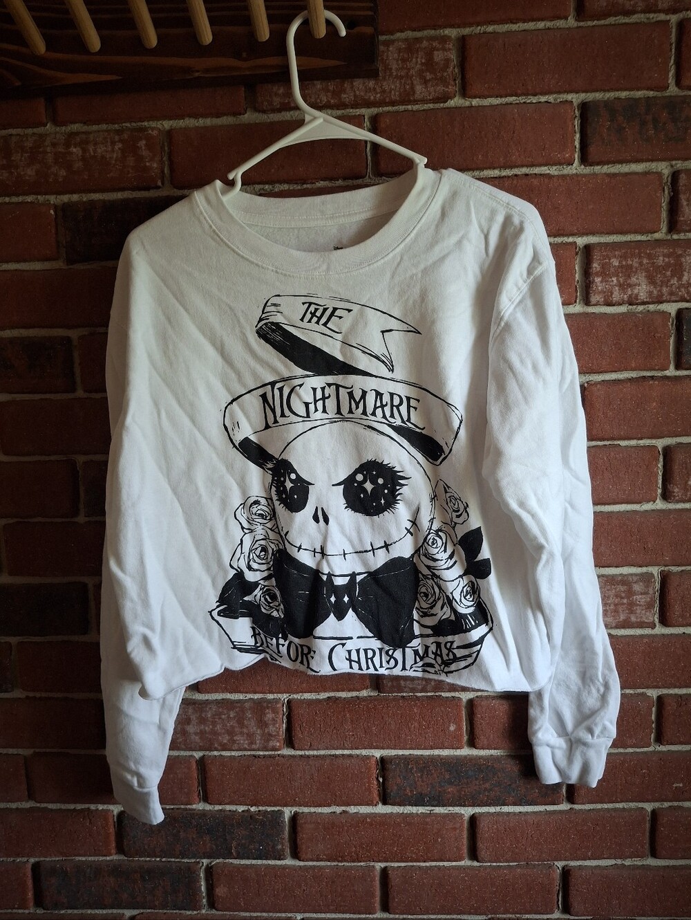 Disney White & Black 'The Nightmare Before Christmas' Graphic Sweatshirt